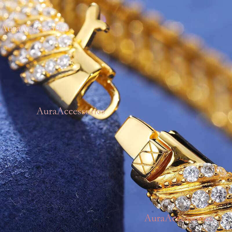 Hiphop Style Rapper Jewlery Sterling Sier VVS Moissanite Dia Iced Out 8mm Twisted Shape Bangle Bracelet