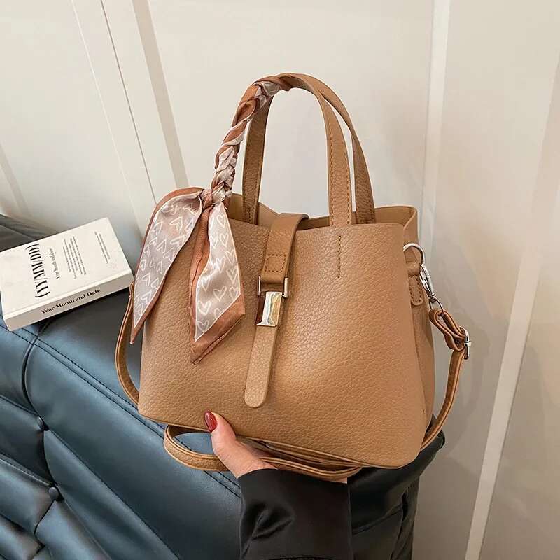 New In 2025 Women's Fashionable Bucket Bag - Niche Texture, Bow Design, Lychee Pattern, Shoulder Messenger Style, Portable