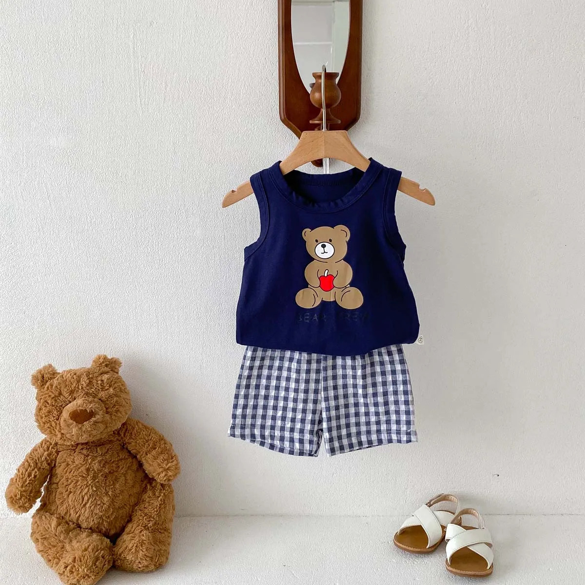 Korean Fashion Kids Clothes Baby Boy Girl Summer Cartoon Bear Print Sleeveless Tops Shorts Unisex Two Piece Set 1-5yrs 250515