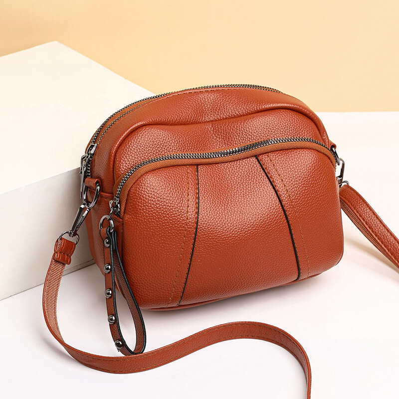 Direct supply fashionable mobile phone rivet zipper small square simple soft leather shoulder crossbody bag, women's 2025 new casual versatile fa