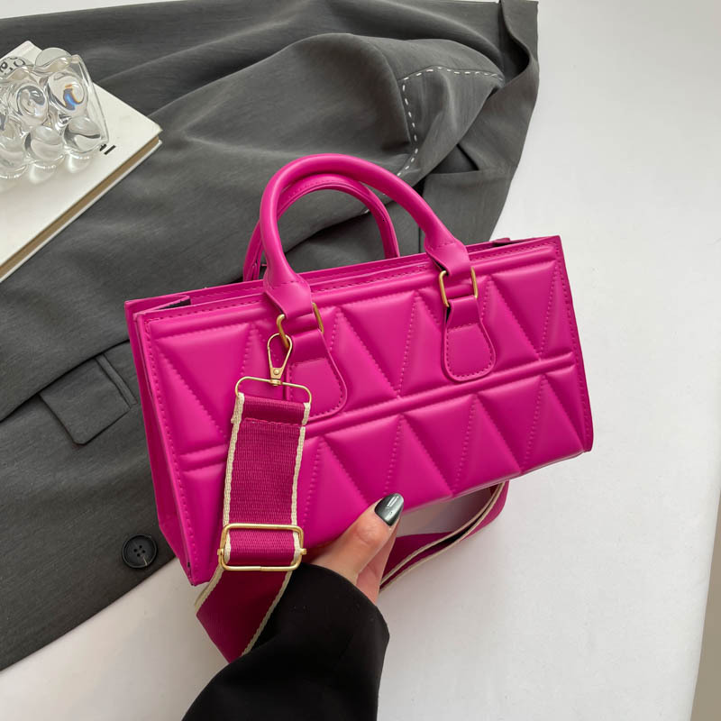 Free Delivery Designer Bag Premium 2025 Fashionable Versatile Ins Stylish Handheld Small Square Broadband Crossbody Bag Luxury Bag