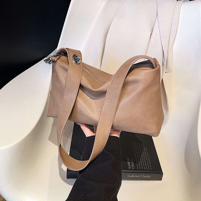 Versatile for Women 2025 New Trendy and Fashionable Dumpling Bag with a Niche Texture Single Shoulder Underarm Bag