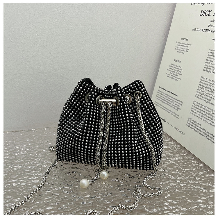 Top brand high-quality new free delivery designer bag with diamond inlay and drawstring fashion design crossbody bag for women's shiny diamond ch