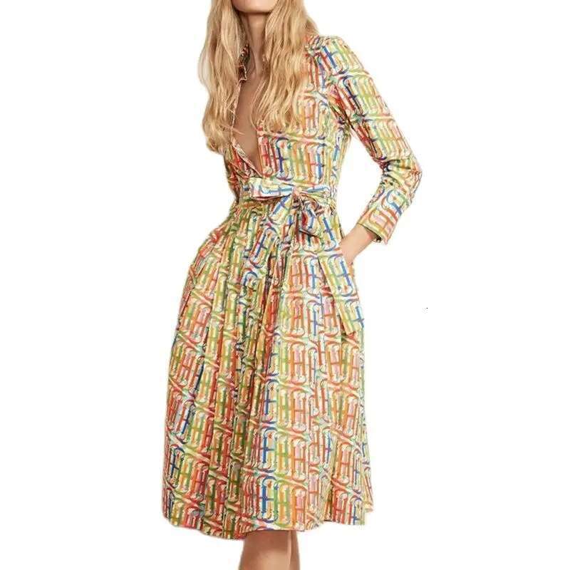 New Women's Popular High Grade Elegant Female Long Sleeved Dress Classic Fashion Vintage Ladies Versatile Dresses