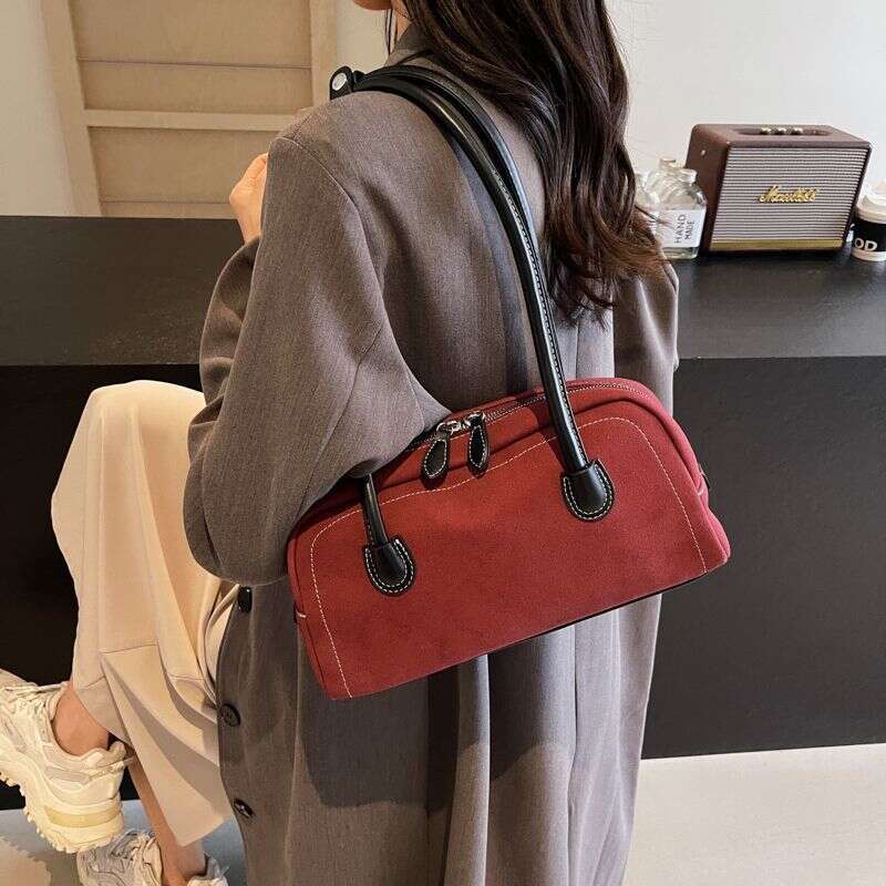Advanced large capacity French new armpit autumn/winter 2025 commuting single shoulder hand-held fashionable pillow bag