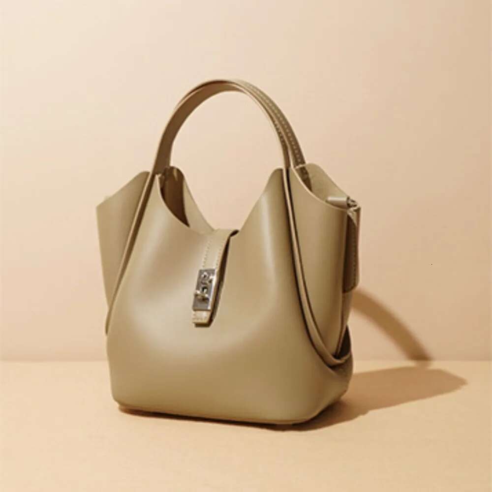 2025 New Moda Composite Bag Minority Handbags All-Match Latch Drawstring Shoulder Commuter Simple Casual Messenger Bags