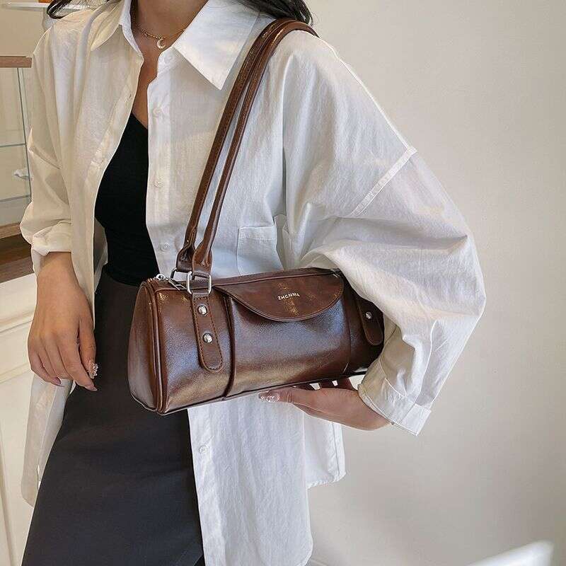 High Beauty French Light Luxury for Women 2025 New Versatile Single Shoulder Underarm Pillow Handheld Boston Bag