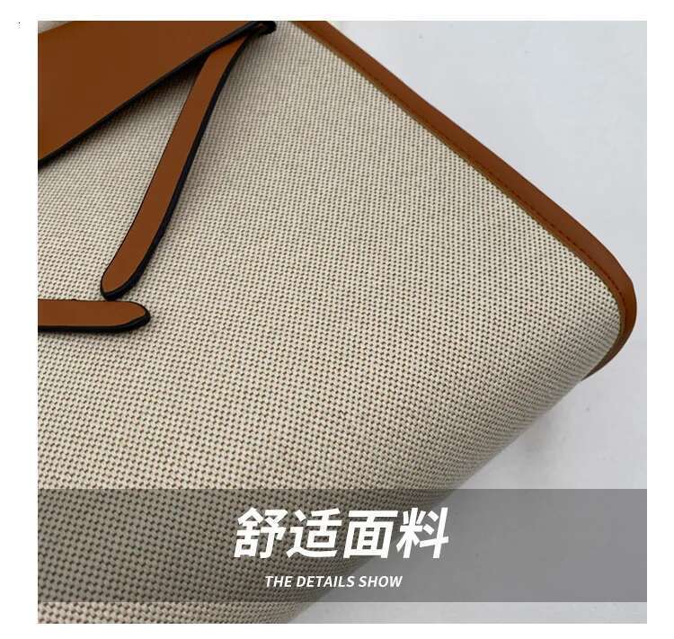Fashion casual dia plaid shoulder commuter Internet celebrity chain cross-body bag advanced sense 2025 summer new style