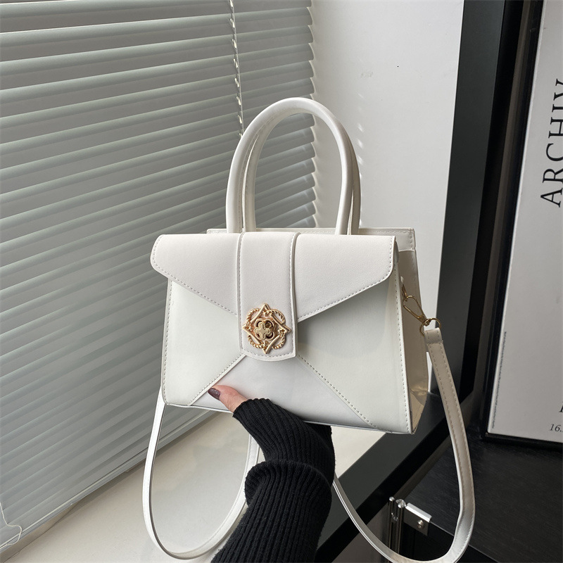 Free Delivery Designer Bag Fashion Lock Handheld Small Square For Women 2025 Light Luxury Versatile Shoulder Simple Commuter Crossbody Bag Luxury Bag