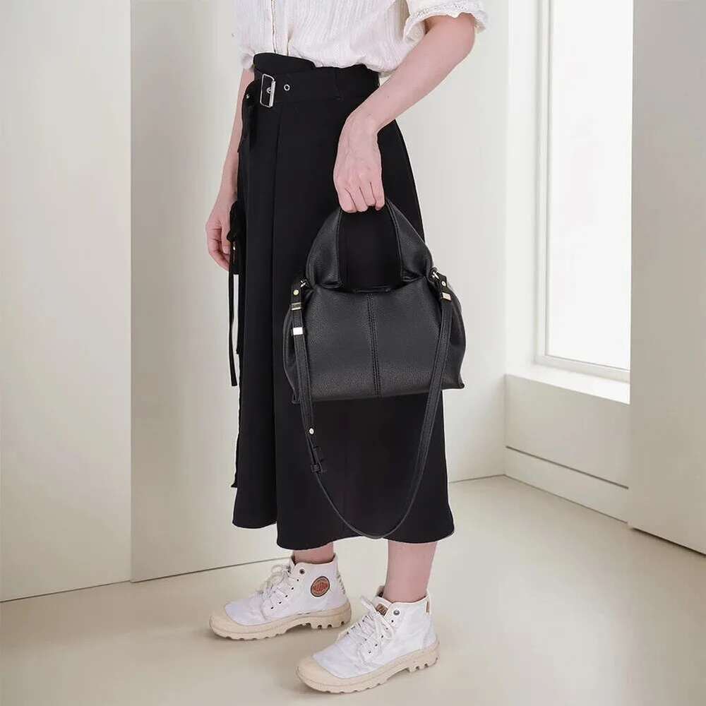 2025 Fashion Cloud Shoulder Vintage Crossbody French Niche Solid Color Lunch Box Women's Shopping Bag PU