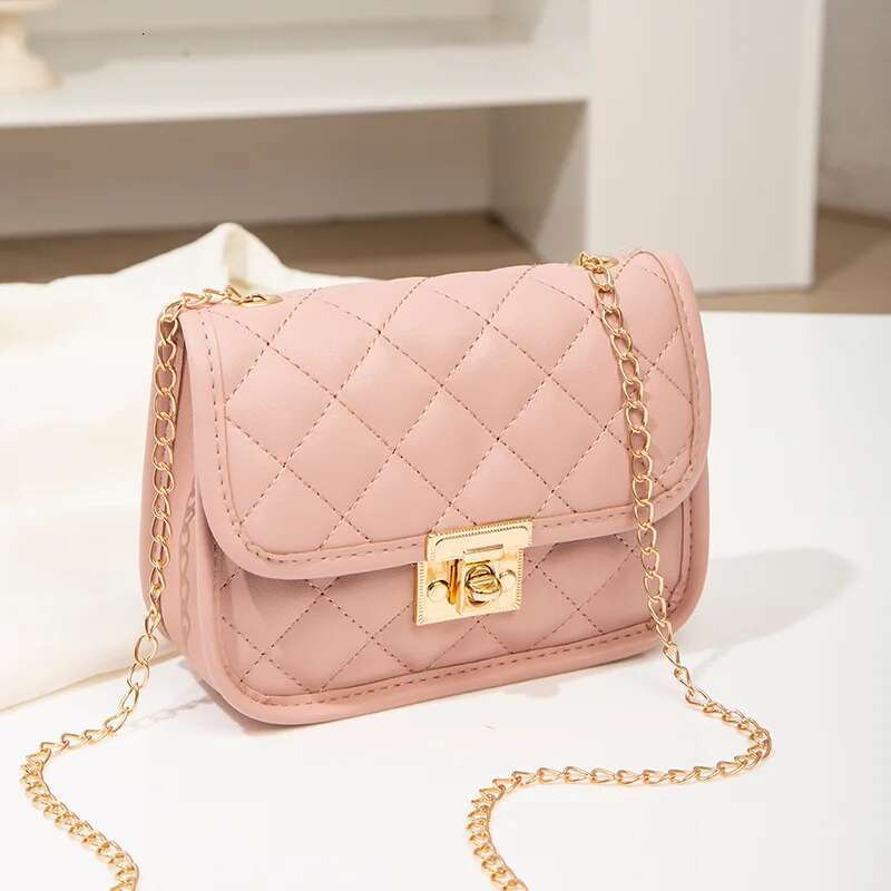 Embroidered 2025 New Ladies Bags Trendy Women's Cross border Small Square Fashion Chain Bag