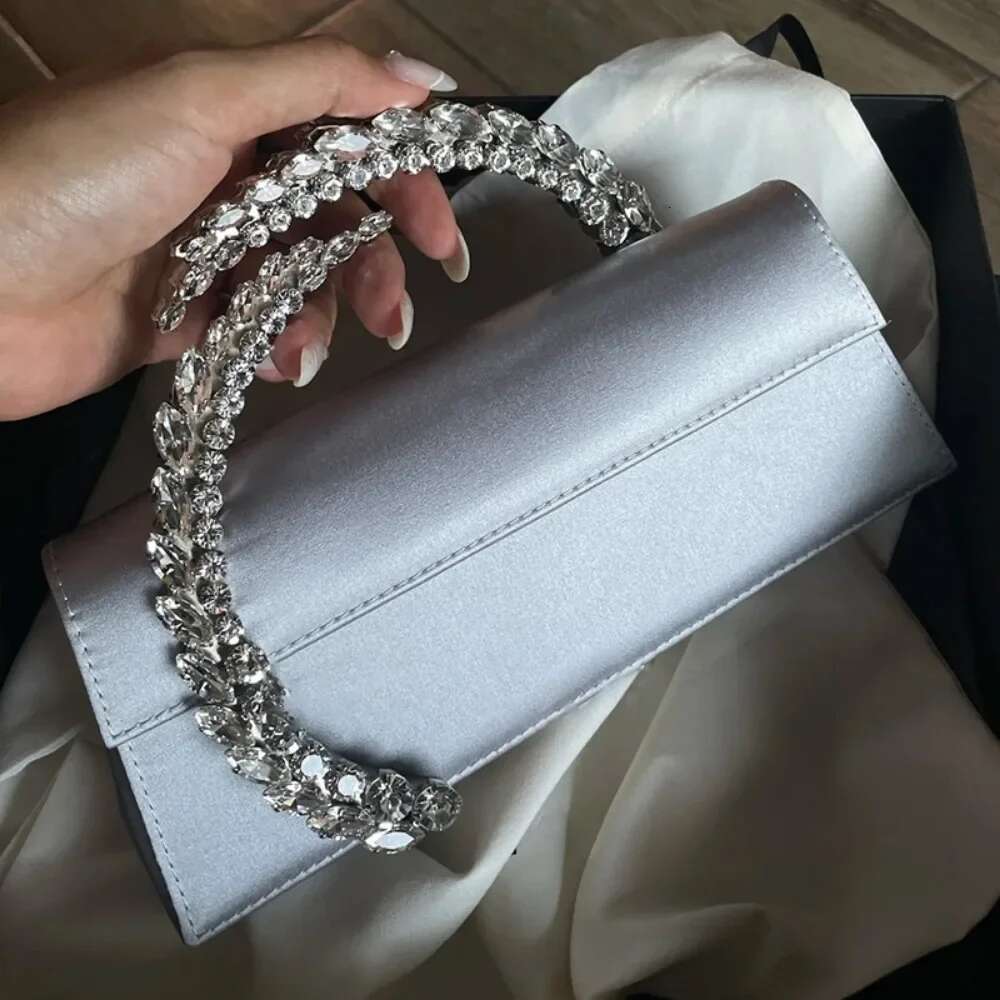 Literary Cover Type All-Match Trend Streetwear Wristlets Dias Shiny Korea Minority Satin Women Elegant Handbags