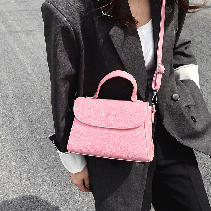 2025 Summer New Commuting Fashion Trendy Handheld Small Square for Women, Simple and Western Style Lychee Pattern Single Shoulder Crossbody Bag