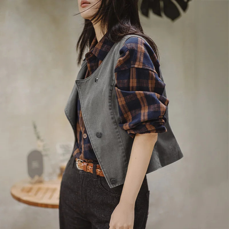 Maden Casual Sleeveless Cardigan Vest Womens Spring and Summer Vintage Single Breasted Layering Waistcoat Versatile Tank Tops 250506