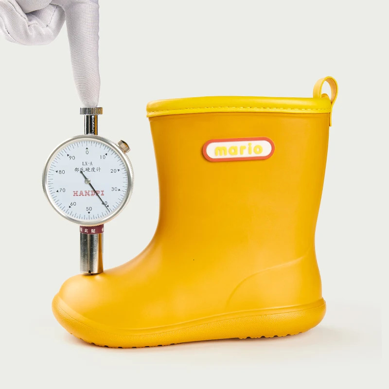 Cheerful Mario Kids rain boots for Boys and girls outdoor waterproof cute water shoes 250515