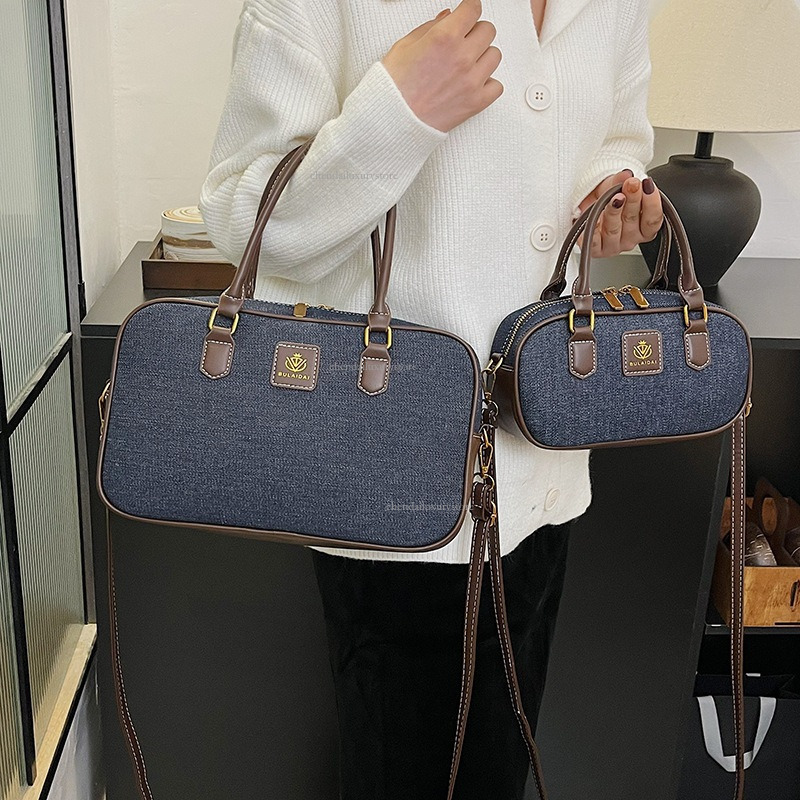 2025 Women's Premium Shoulder Bag Free Shipping Designer Bag Bridal Cowboy Splicing Comparison Crossbody Bag Phone Key Storage Small Square Bag S
