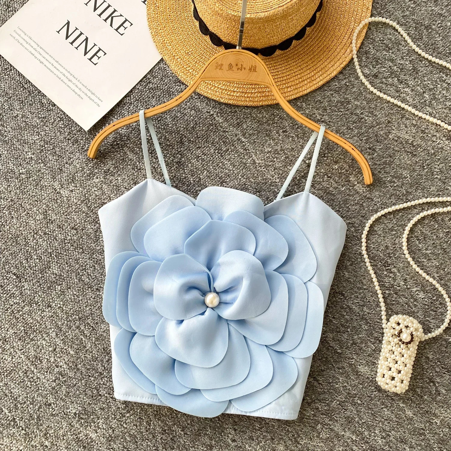 2025 American Sexy Strap Strapless 3D Flower Bead Trend n Top Elastic Wrinkle Ultra Thin Street Vest 250506