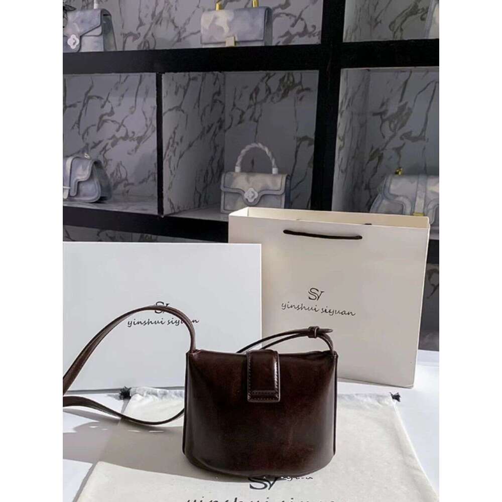 Autumn and winter French fries horseshoe 2025 mini niche bag high-end new Chinese versatile shoulder crossbody bag