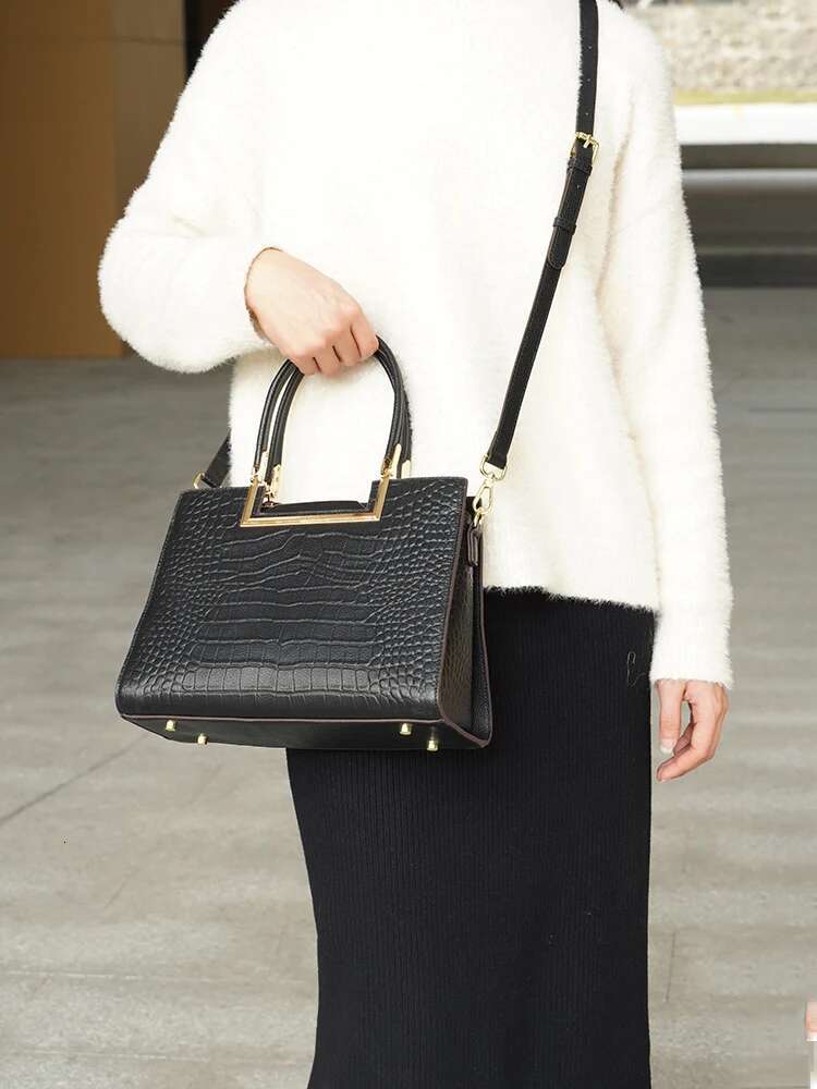 Zency Women Genuine Leather Handbag Black Crocodile Pattern Designer Top Handle Large Capacity Shoulder Crossbody Satchel Purse