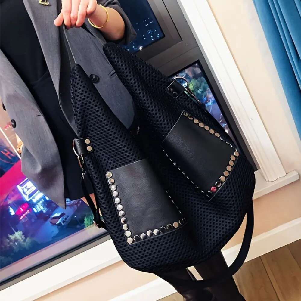 Retro mesh handbag, capacity shoulder punk style rivet stray bag, large women's bag