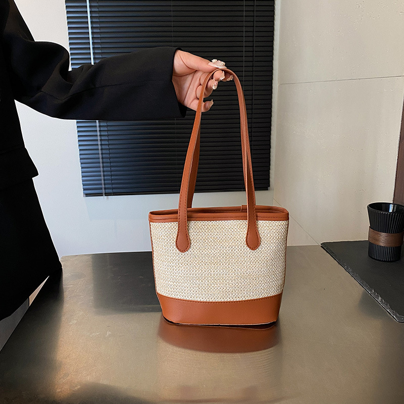 2025 Spring New Fashion Style Versatile High End Texture Trendy New Free Delivery Designer Bag Women's Luxury Bag Handheld Single Shoulder Bag Fo