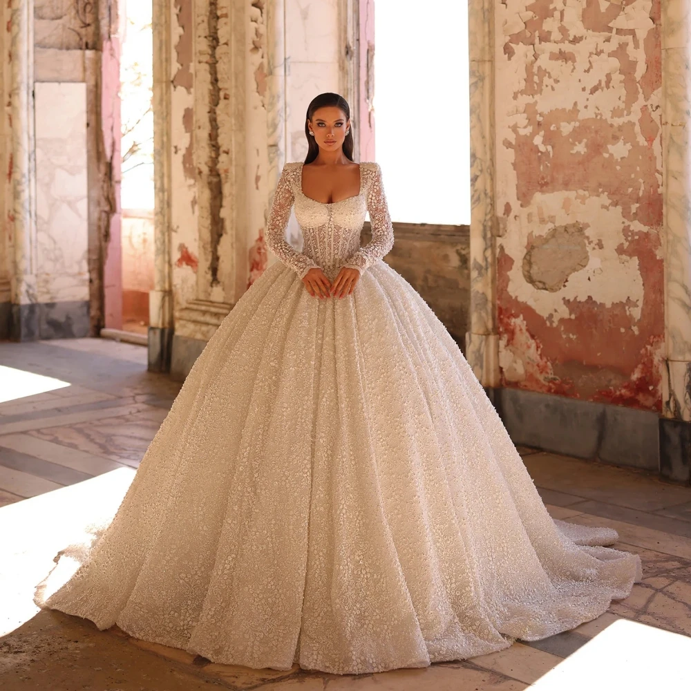 Vintage Ball Gown Wedding Dress Jewel Neck Long Sleeves Bridal Gowns Sequins Appliques Sweep Train Dresses Custom Made vestidos de novia