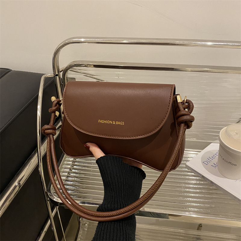 Free Delivery Designer Bag Solid Color Western Style Crossbody Women's 2025 Spring Korean Version Texture Fashionable Single Shoulder Trendy Hand