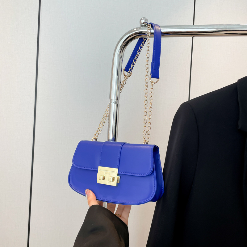 Free Delivery Designer Bag Winter Chain Popular This Year Simple Underarm Small Square For Women 2025 New Single Shoulder Stylish Crossbody Luxury Bag