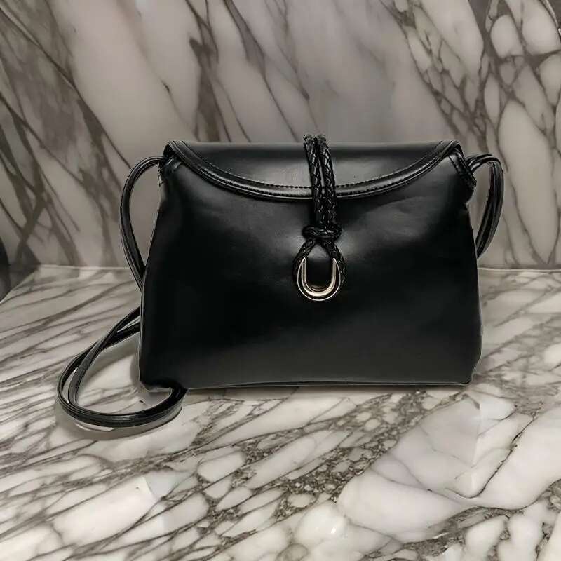 Stylish Casual Commuter Tote Bag Elegant Solid Color Handbag - Minimalist Paris Fashion Designer Inspired Messenger Purse