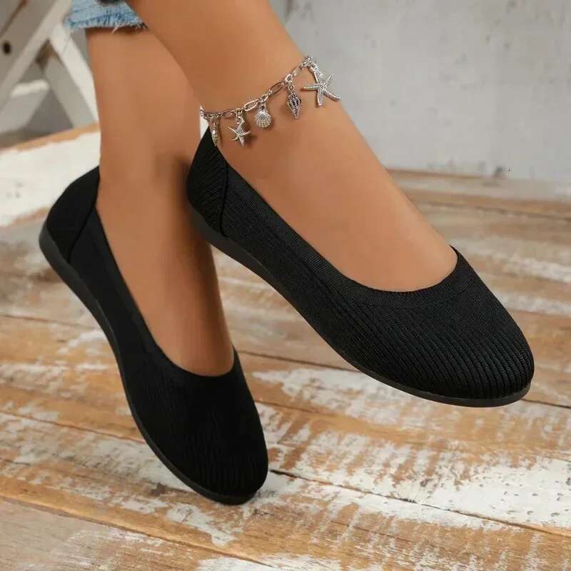 Breathable Mesh Flat New Pionted Toe Women's Slip on Casual Outdoor Plus Size Light Walking Shoes for Women