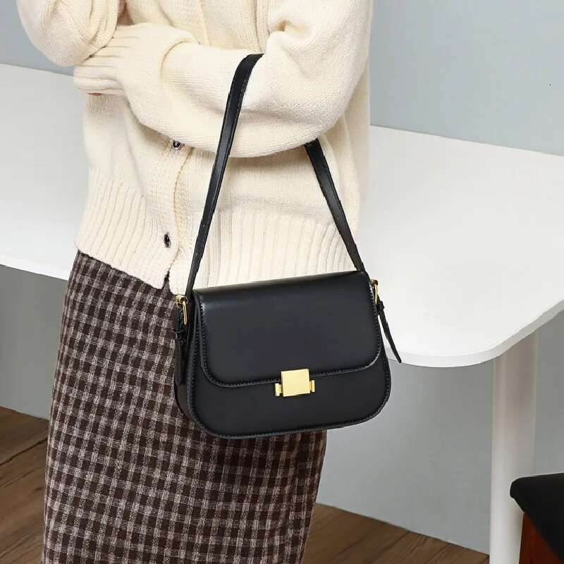 New Genuine Leather Women's Crossbody 2025 Fashion Shoulder Korean Style Ladies Underarm Commuter Shopping Bag