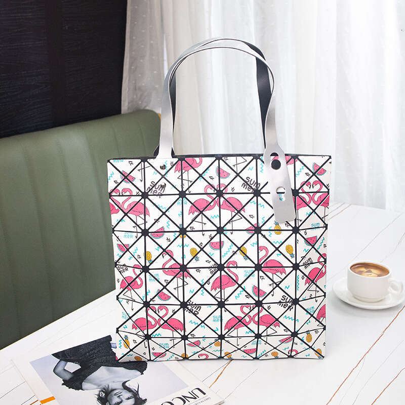 2025 Summer New handbag Folding Geometric Splicing Diamond Grid Women's Fashion Trend Small Simple Underarm Bag