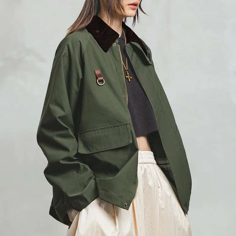 Maden Retro Women's Corduroy Patchwork Jacket Green Casual Lapel Spey Hunting Jackets For Spring With Zippered Front Outerwear