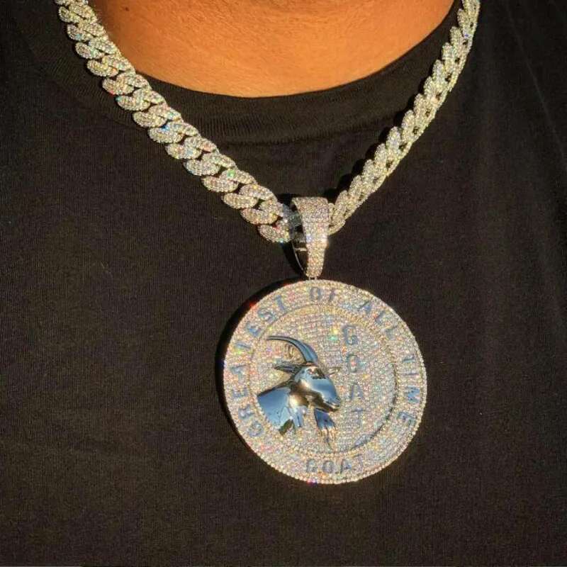 Necklaces Iced Out Bling Round Letter Pendant Necklace Gold Plated CZ Cubic Zirconia Badge Charm Men Fashion Hip Hop Jewelry 231205