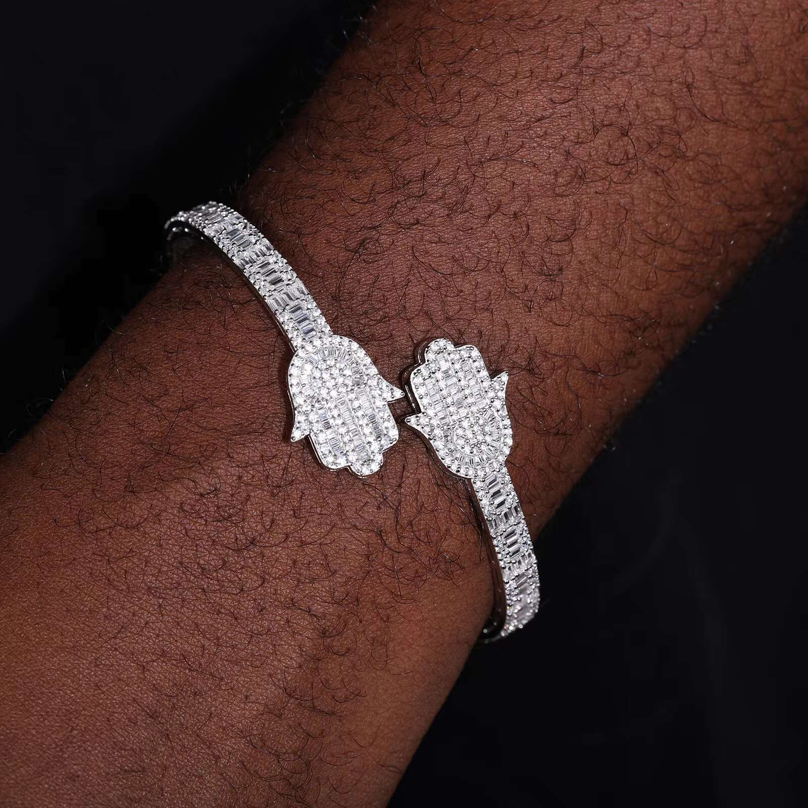 Wholesale Jewelry Women Men White Gold 925 Sterling Silver Baguette Moissanite Diamond Iced Out Hamsa Hand Bangle Bracelet