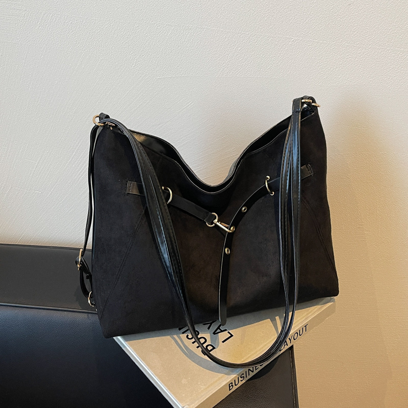 Free Delivery Designer Bag Mirad Women's 2025 New Trendy Winter Large Capacity Tote Fashionable Versatile Crossbody Luxury Bag