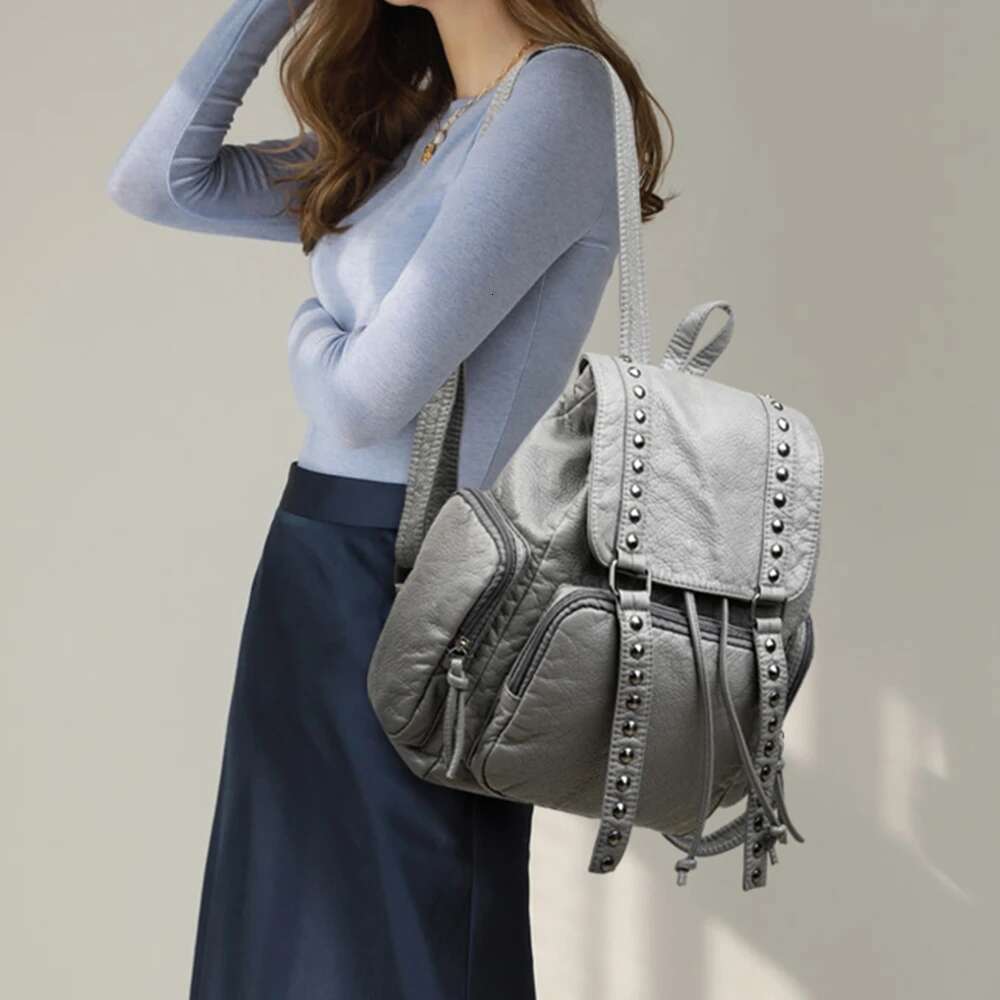 High Quality PU Leather Fashion Rivet Design Ladies Shoulder Bag Large Capacity Women Anti-Theft Backpack