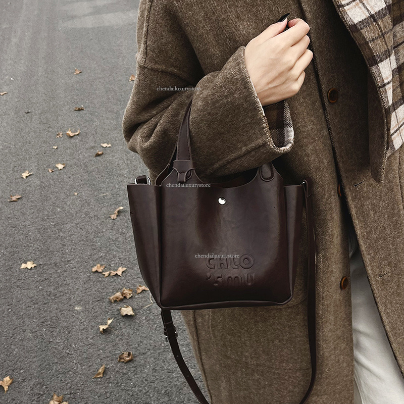 Designer Bag, Free Shipping, Women's Soft Leather Simple Handbag, Multifunctional, Portable, Large Capacity Bucket Bag, Fashionable And Versatile