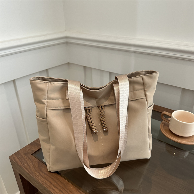 Free Delivery Designer Bag Canvas Women's Large Capacity Tote Crescent Armpit Single Shoulder Makeup Fashionable Backpack File Luxury Bag