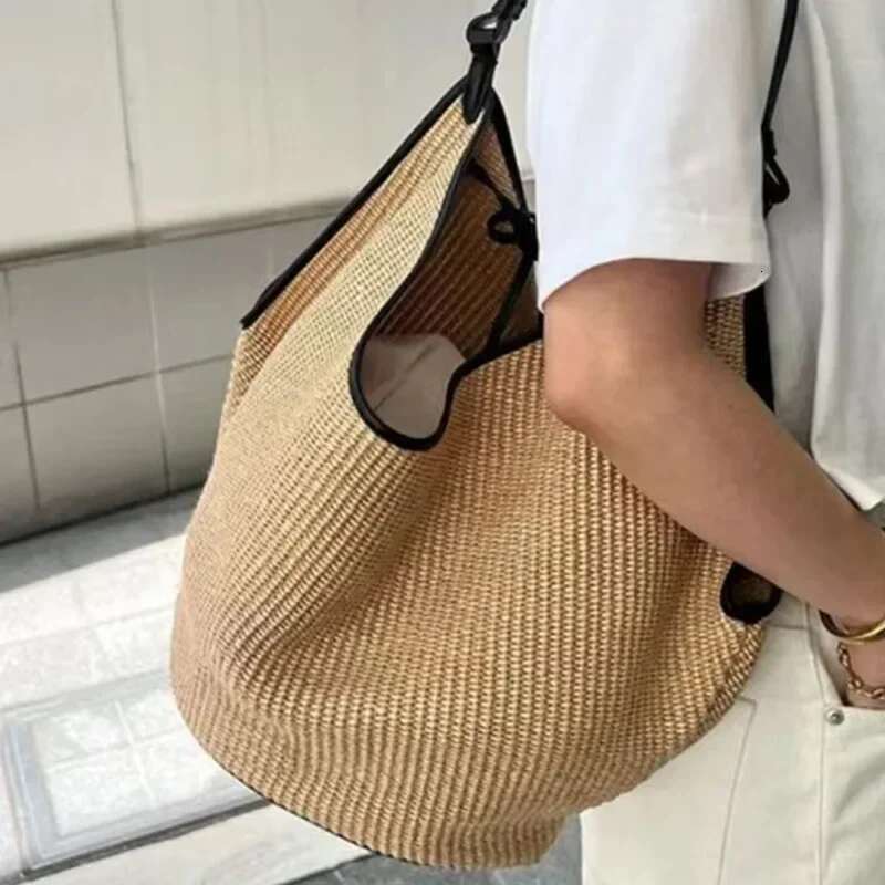 French Niche 2025 Summer New Raffia Woven Beach Large Capacity Tote Bag