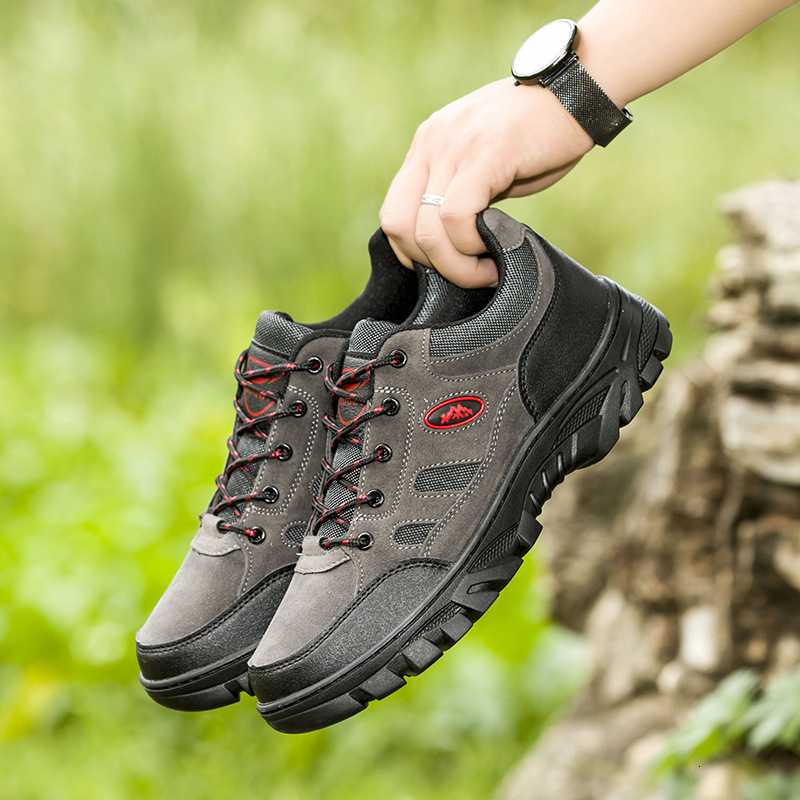 Spring and Autumn plus size men's outdoor hiking 2025 new style lace up cold adhesive anti splash leather fashionable workwear shoes