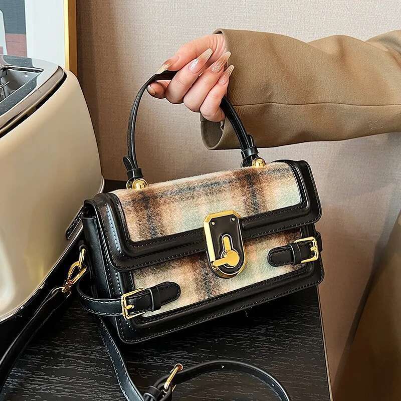 Fashionable Woolen With Color Contrast: Small Batch Women's Popular Crossbody Stylish Square Bag Bags For Women