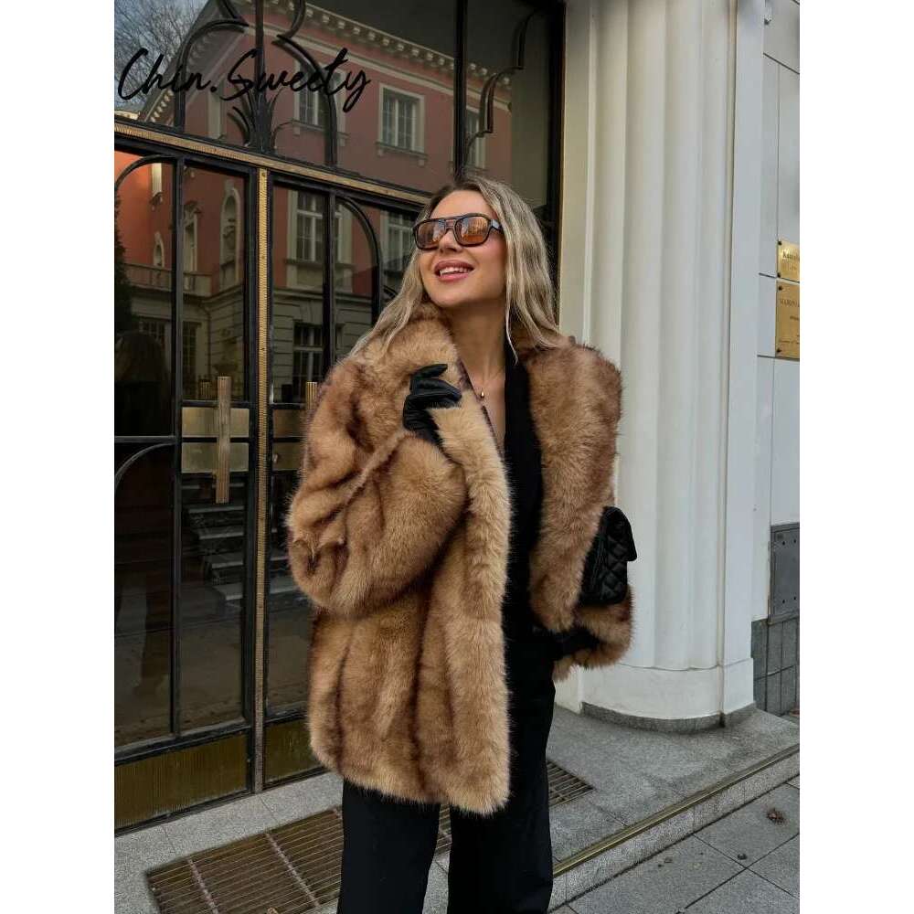Street Faux Fur Women Coat Urban Full Sleeve Lapel Panelled Pocket Female 2024 Autumn Winter Elegant Lady Outwear