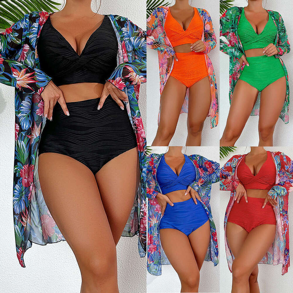 European and American high-end multi-color sexy printed bikini BIKINI three piece set women's swimsuit 2025 temperament versatile new trendy clot