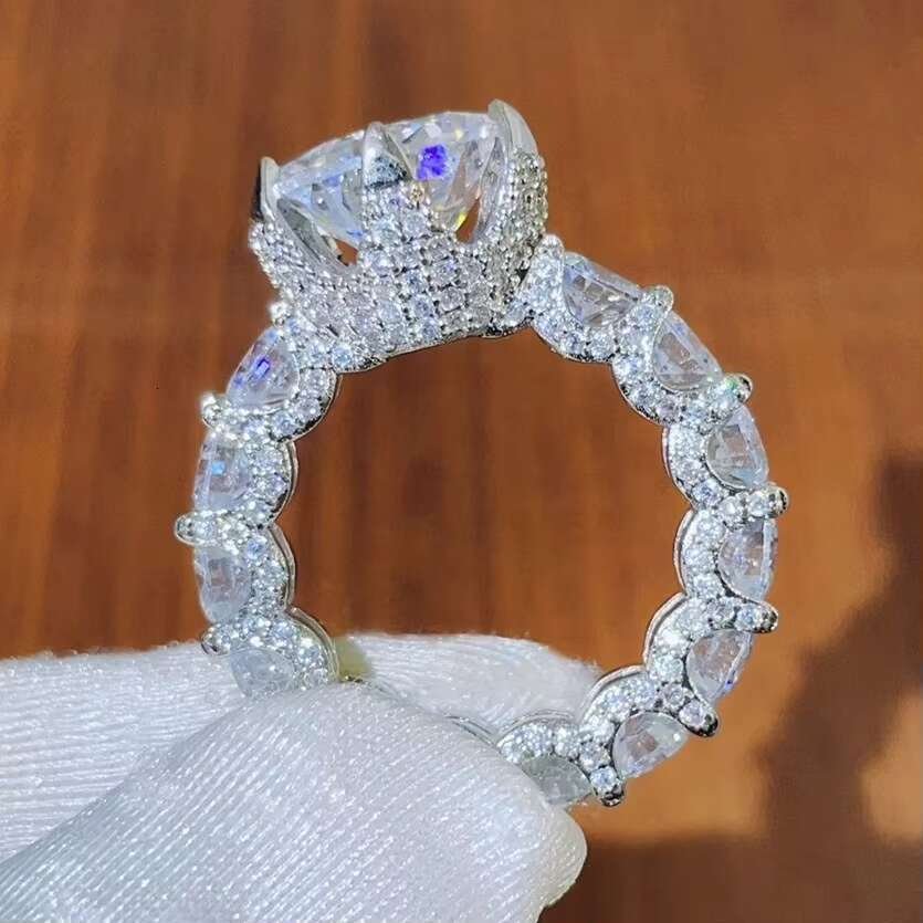 Engagement 14K Gold Brilliant Cut Lab Grown Dia Ring for Women