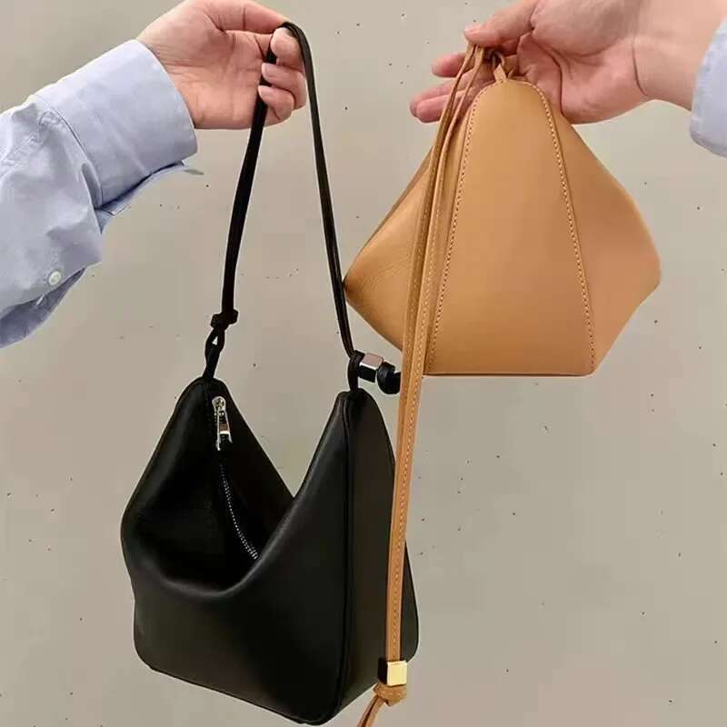 2024 Italian High-End Feel Hammock Women's Cow Underarm True Leather Hobo Crossbody Bag Motorcycle Equipment