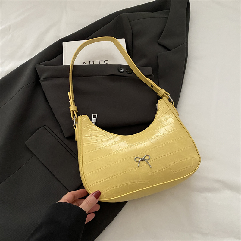 High Luxury Bag Looks Underarm Small Bag For Women In Spring Summer 2025 Fashionable And Versatile New Free Delivery Designer Bag Single Shoulder Nich