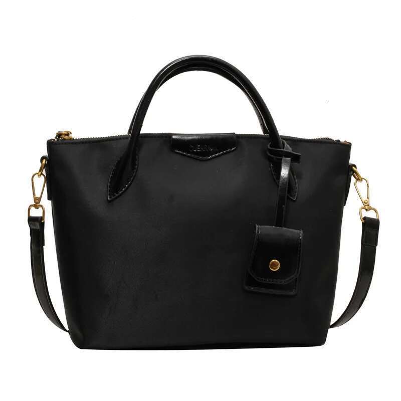 2025 Curated Crossbody - Convertible Day Capsule Tote, Tactile Minimalism & Commuter-Chic Monochrome