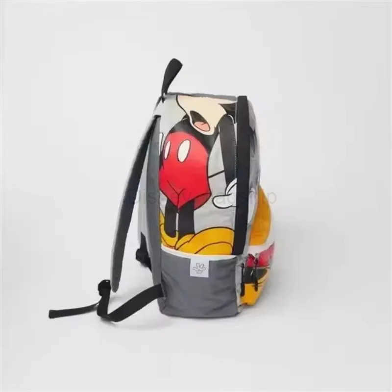 Disney Cartoon Mickey New Childrens Fashion Backpack Girls School Bag Casual Cartoon Men and Women Cute Fashion BackpackXJ250515