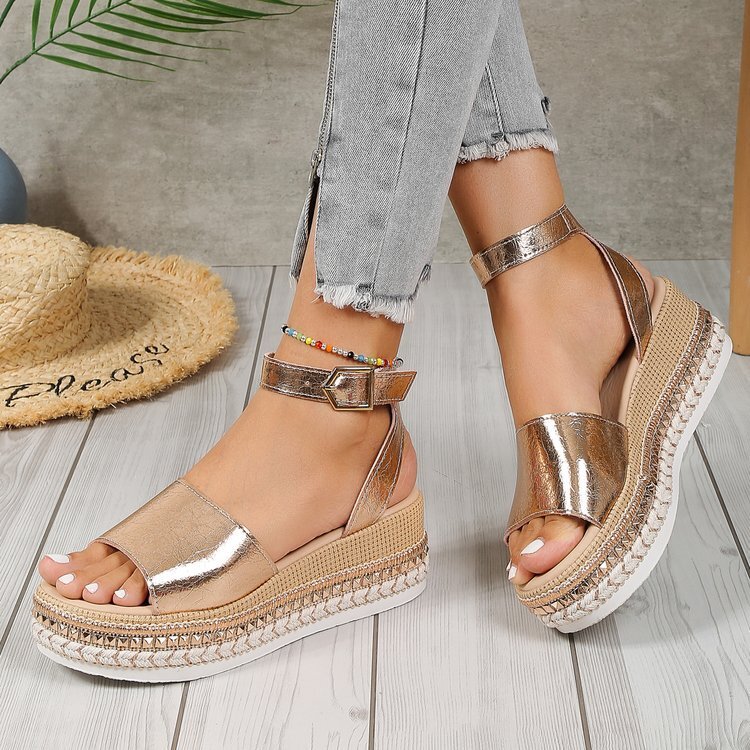 Quality Brand High Quality New Style Free Delivery Designer Bag 2025 Summer New Large Fish Mouth Buckle Slope Heel For Fashion Thick Bottom Bright Fac